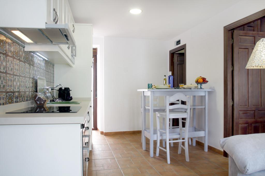 Apartamentos San Fernando 76 Cordova Esterno foto