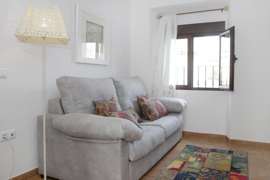 Apartamentos San Fernando 76 Cordova Esterno foto