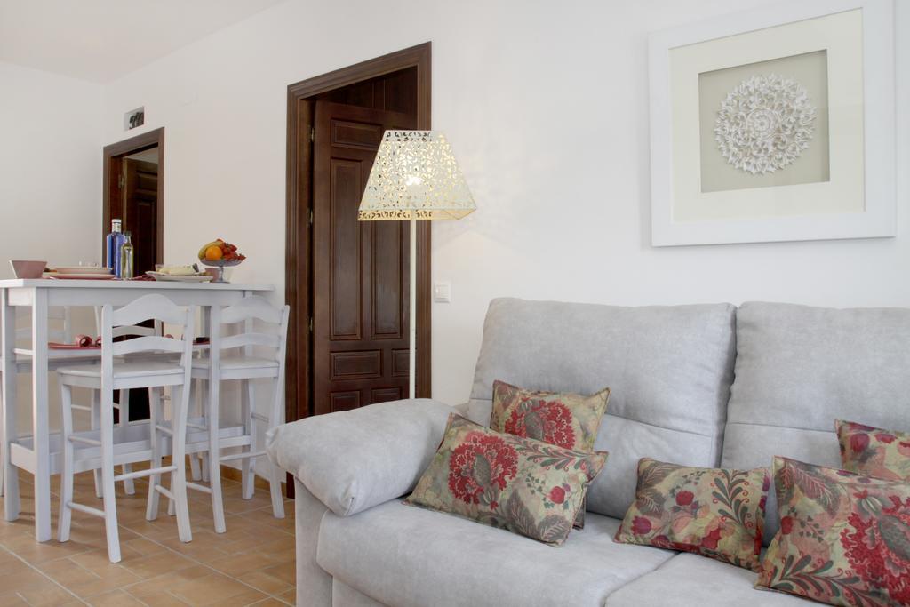 Apartamentos San Fernando 76 Cordova Esterno foto