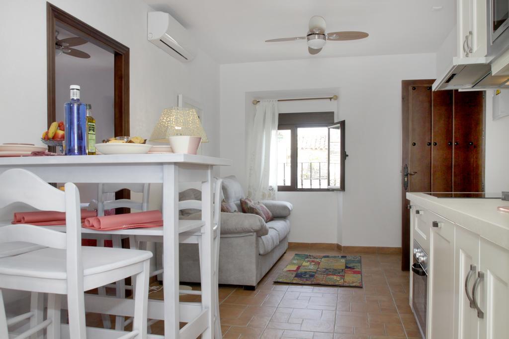 Apartamentos San Fernando 76 Cordova Esterno foto