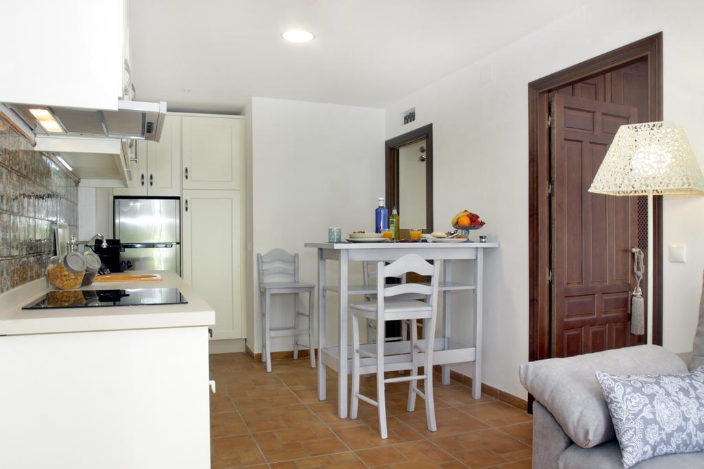 Apartamentos San Fernando 76 Cordova Esterno foto