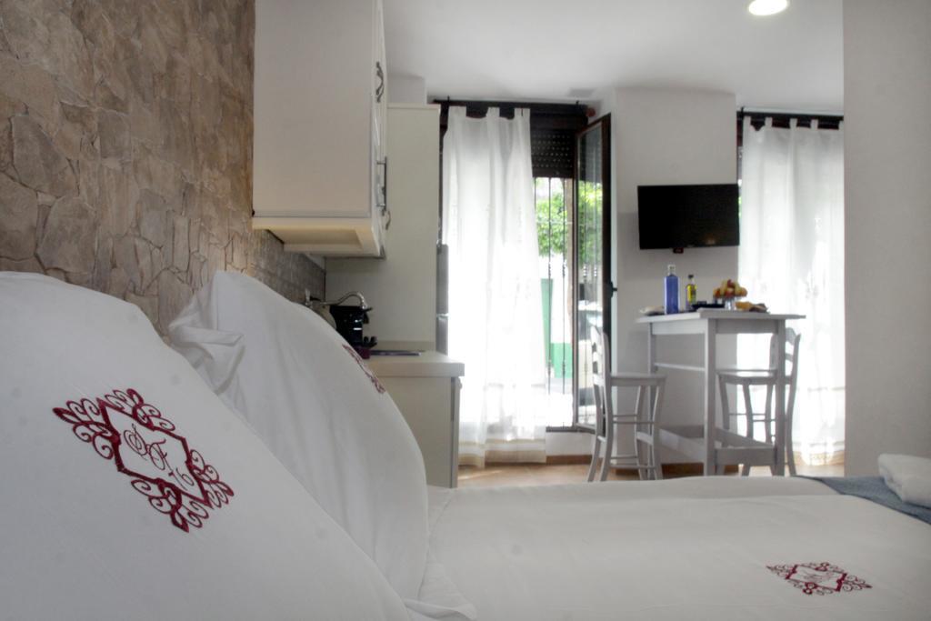Apartamentos San Fernando 76 Cordova Esterno foto